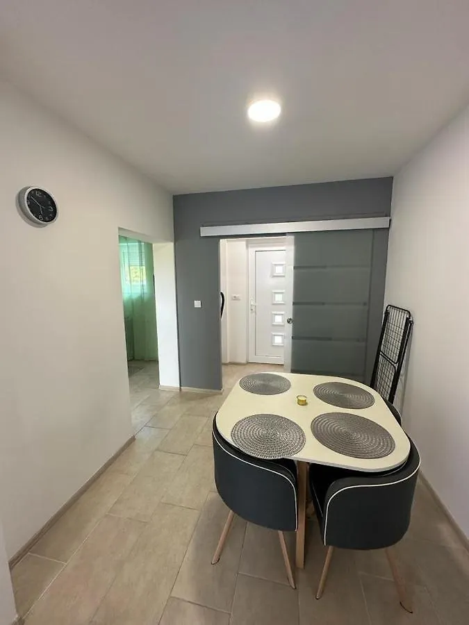 Apartments Stinjan Pula