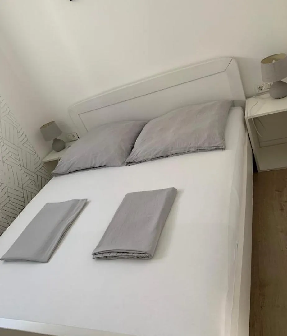 Apartments Stinjan Pula